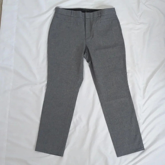 Banana Republic Sloan Fit Trouser, Color Gray Size 00P - Picture 1 of 13